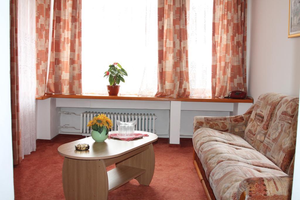 Hotel Zimbru Câmpulung Moldovenesc Quarto foto